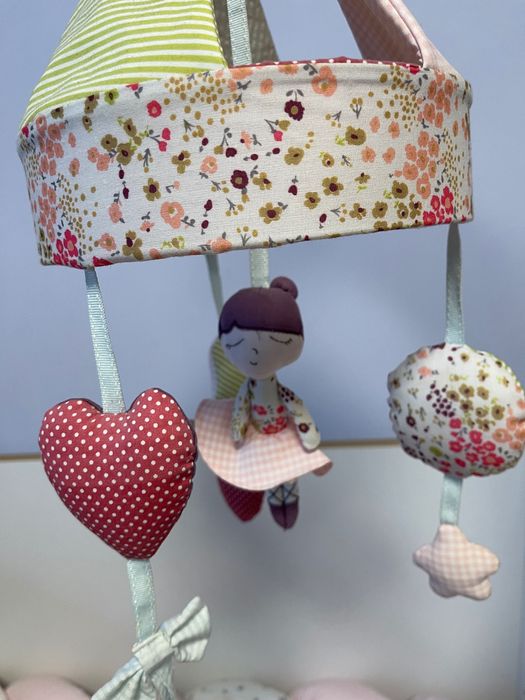 Бебешка музикална въртележка Mamas & Papas