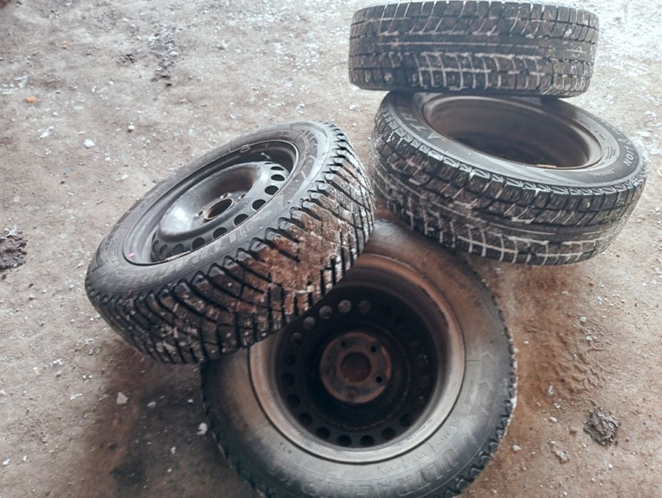 Продам зимние шины