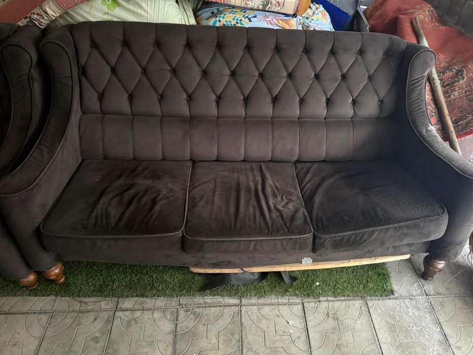 Диваны срочно продам