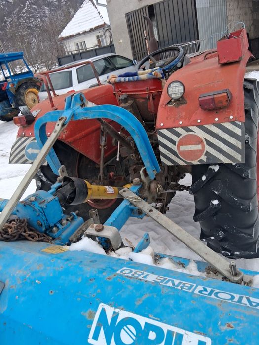 Vind tractor 445 utb