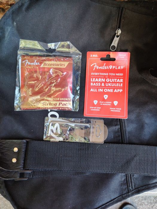 Акустична китара Fender FA-115 Dreadnought Pack