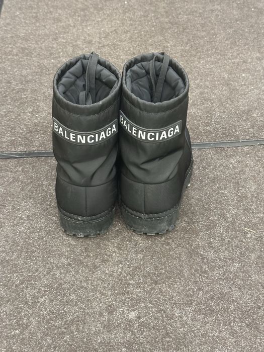 Balenciaga alaska