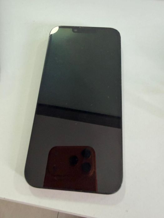 Vând telefon iPhone 14
