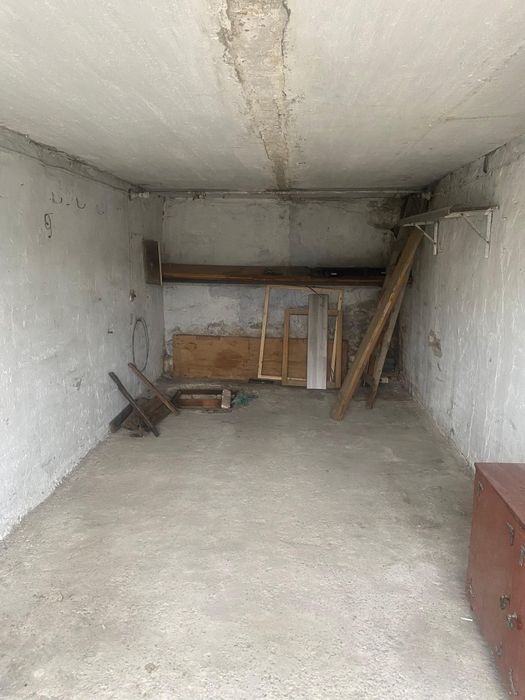Продам гараж срочно