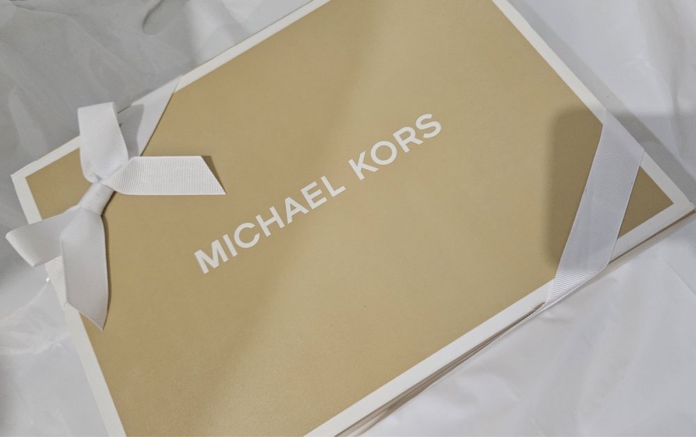 Продам новую сумку Michael Kors, оригинал.