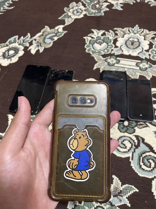 Продаю телефоны на запчасти