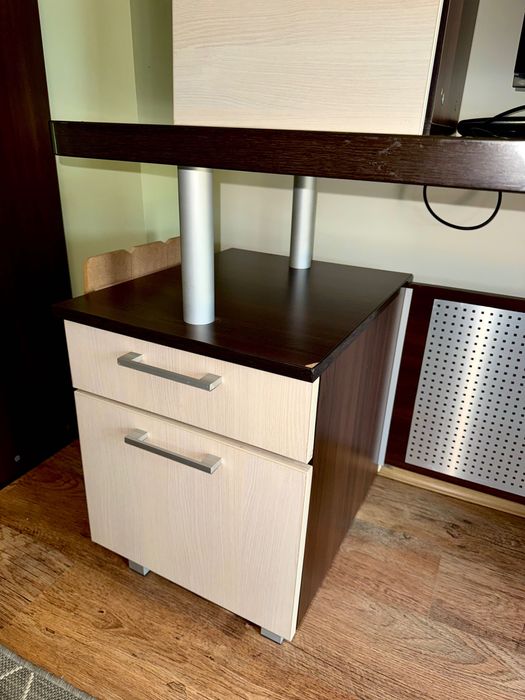 Бюро за стая или офис