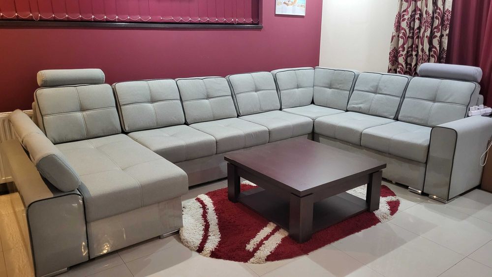 Mobilă și măsuță pentru  living impecabile