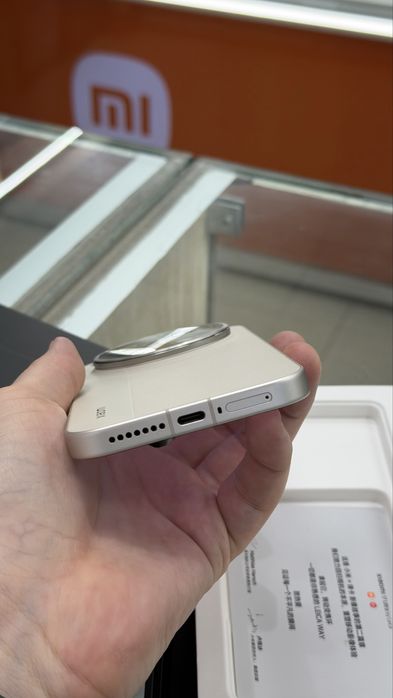 Xiaomi 17 Ultra Leica edition 1TB