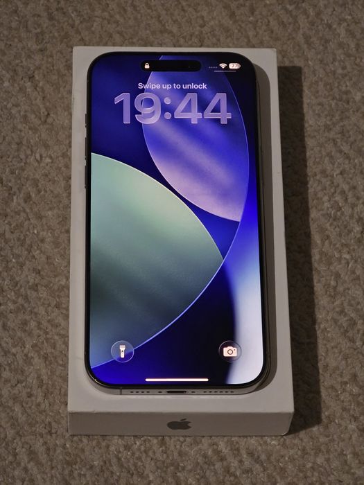 Telefon mobil Apple iPhone 16 Pro Max, 256GB, 5G, Natural Titanium