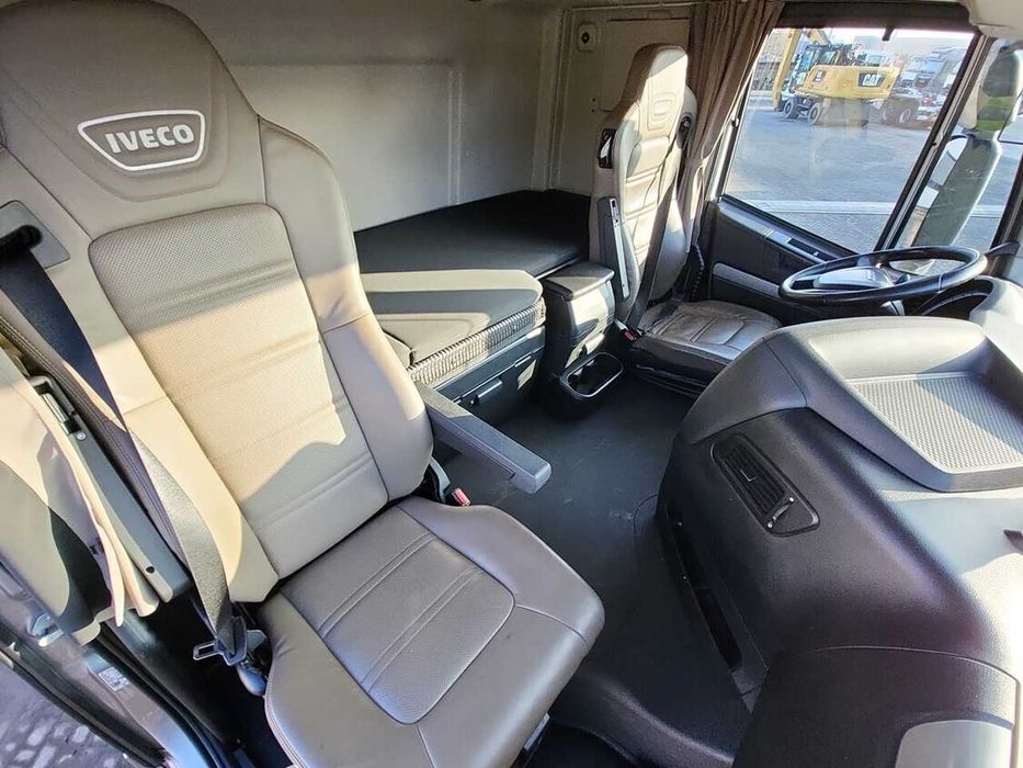 Тягач Iveco Stralis XP 480 4X2