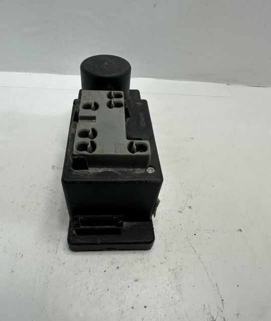Pompa vacuum inchidere centralizata 2108001448 Mercedes-Benz E-Class