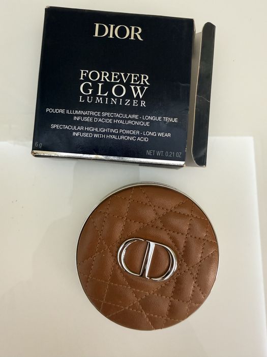 Dior хайлайтър Forever glow