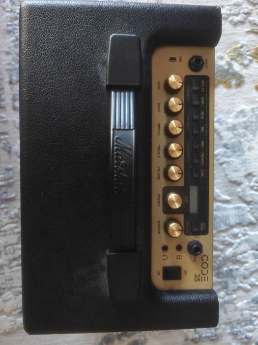 Комбоусилитель Marshall CODE25