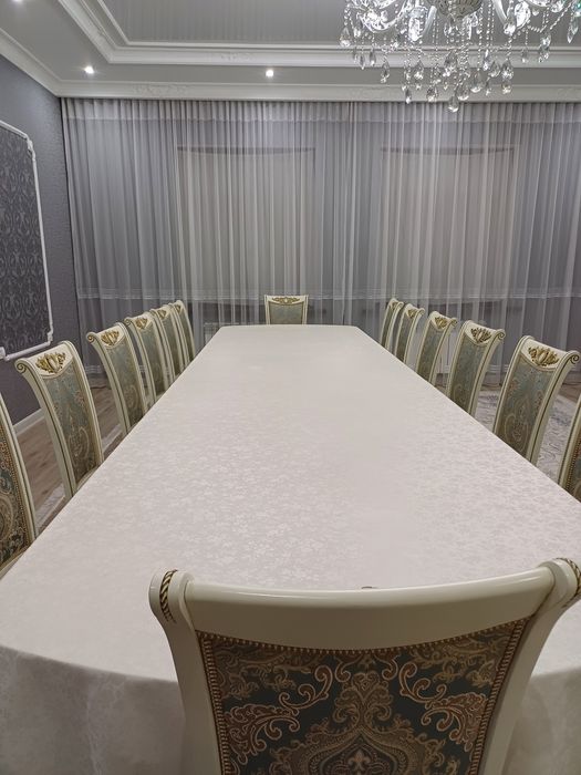 Продам стол со стульями