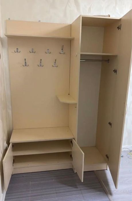 Продам шкаф в прихожую