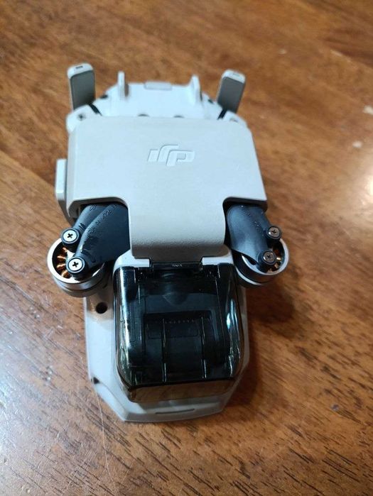 Продаю дрон DJI mini 2 в отличном состоянии