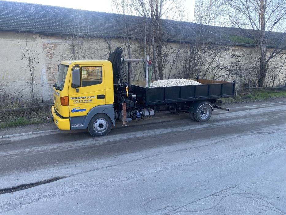 Транспортни услугу . Самосвал с кран
