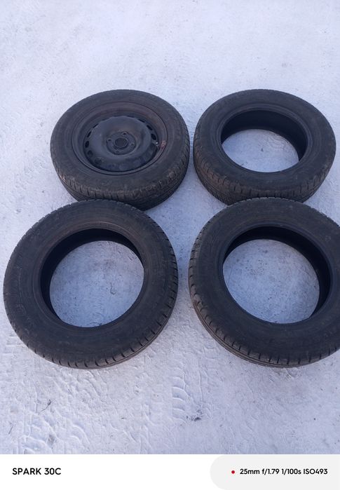 Продам комплект резины