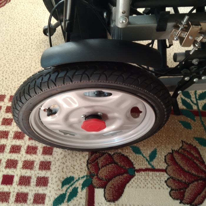 Продам коляску инвалидную