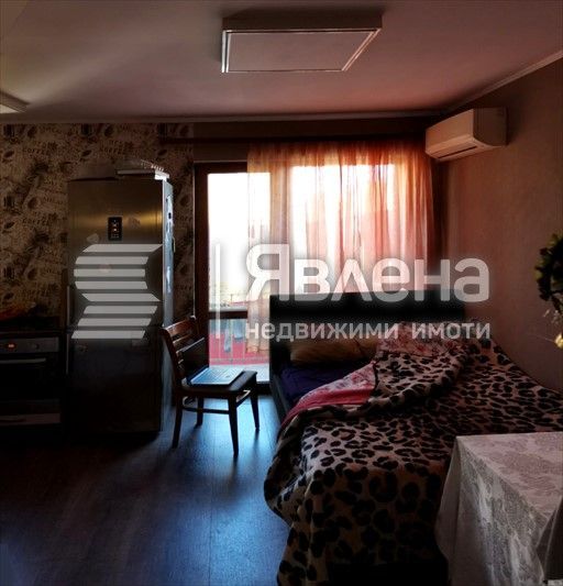 Многостаен обзаведен на Адвокатската градинка