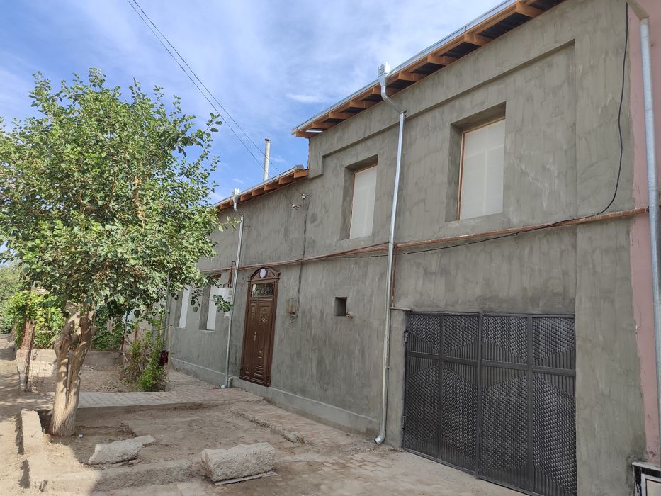 Уй сотилади космоободда