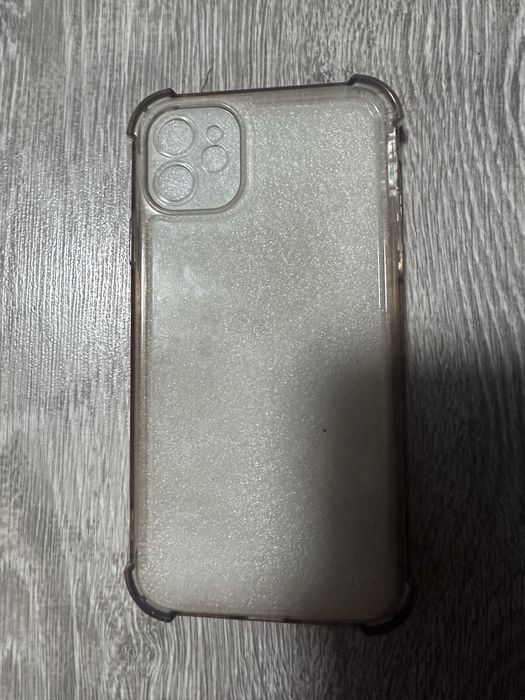 Чехлы на 11 айфон