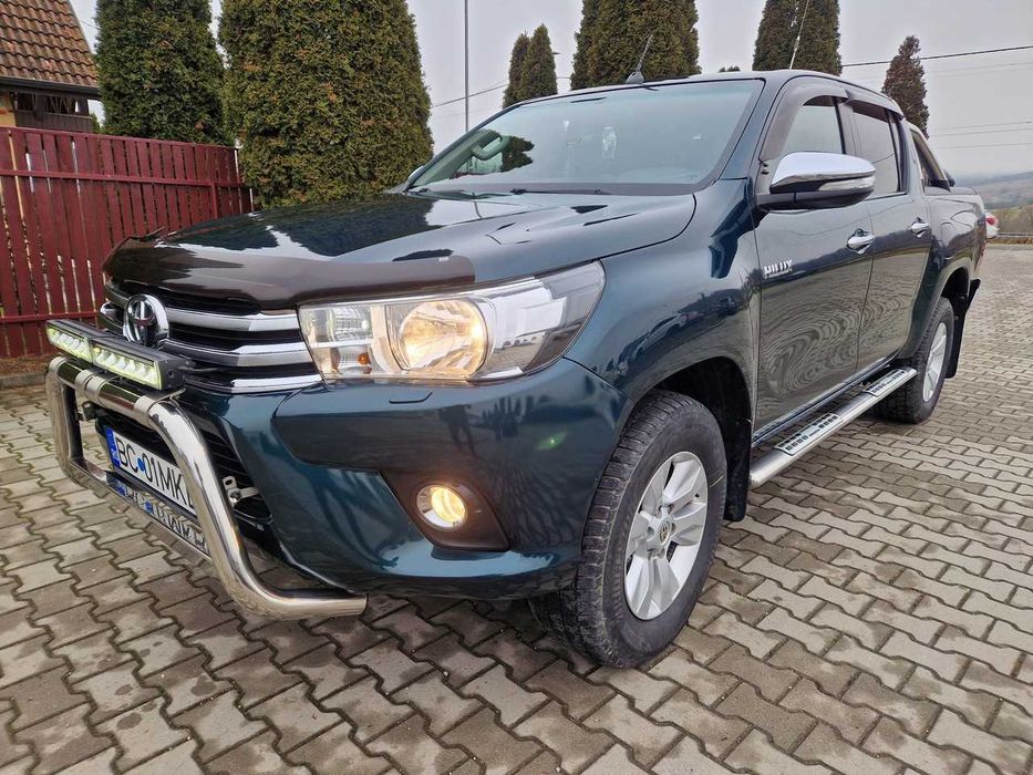De vanzare 2016 Toyota Hilux 2.4 Diesel Stare buna