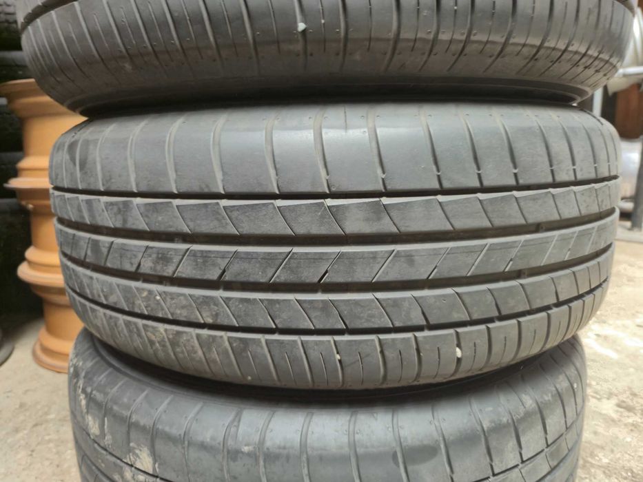 4 Anvelope de VARA - 215/60/16 95V - KUMHO - Rulate 30 KM - DOT 2025 !