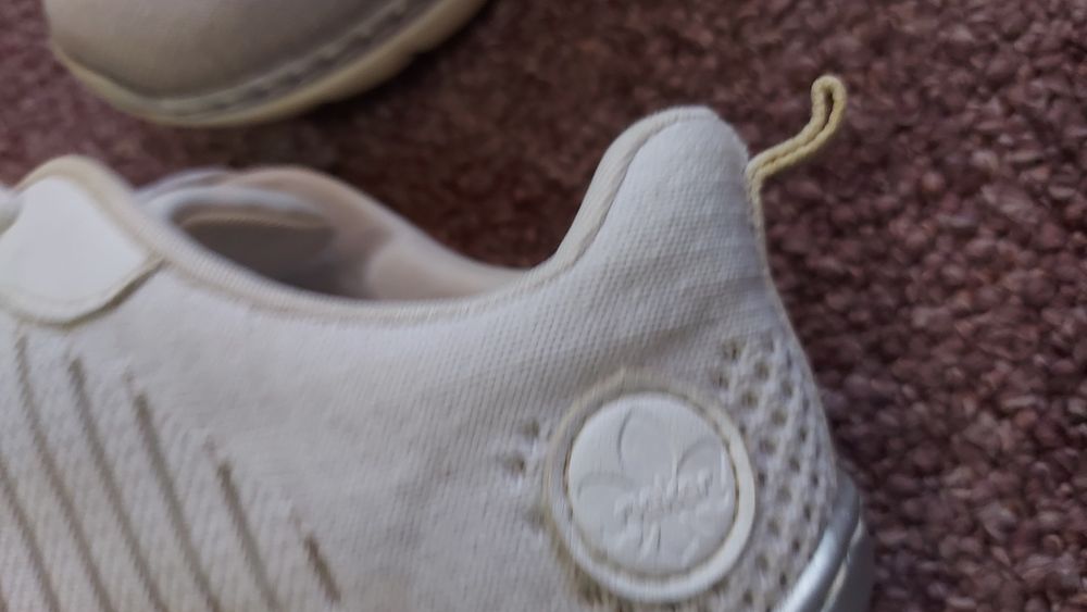 Adidasi rieker originali 42