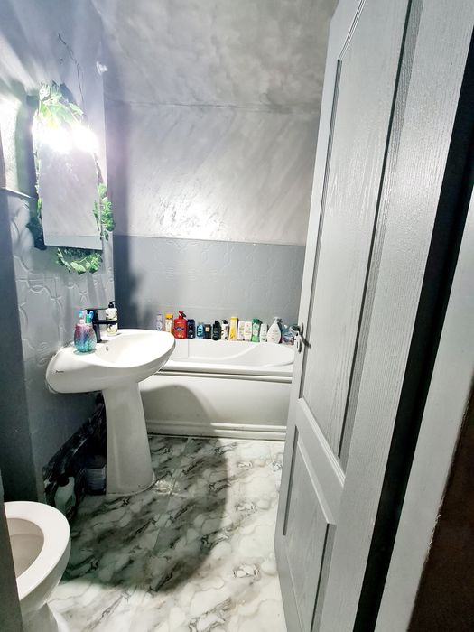 Vand Apartament 2 camere