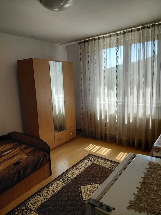 Garsoniera de inchiriat