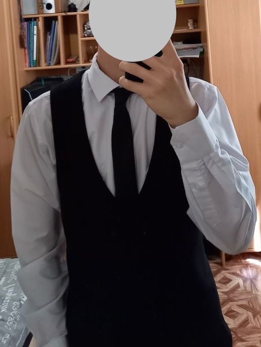 продам костюм тройку