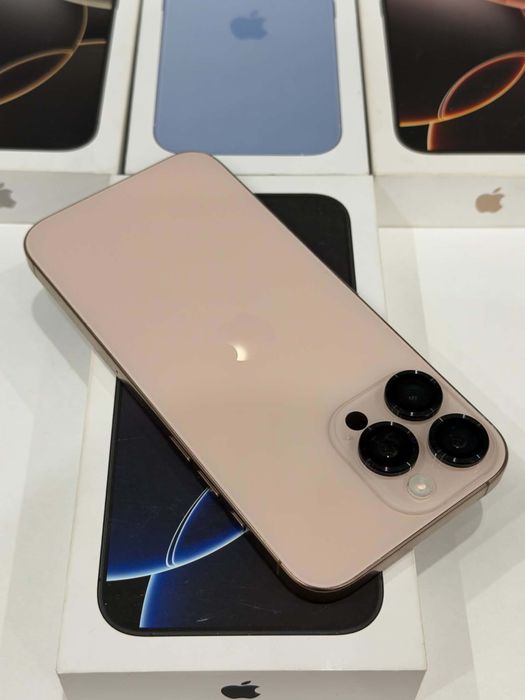 iPhone 16 Pro Max 256GB Gold