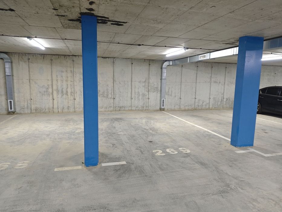 Дава се под наем Гараж / Паркомясто в Варна, Победа - 22 кв.м за 76.5 € - Снимка #1