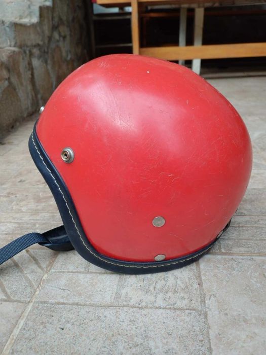 Ретро каска за мотоциклет