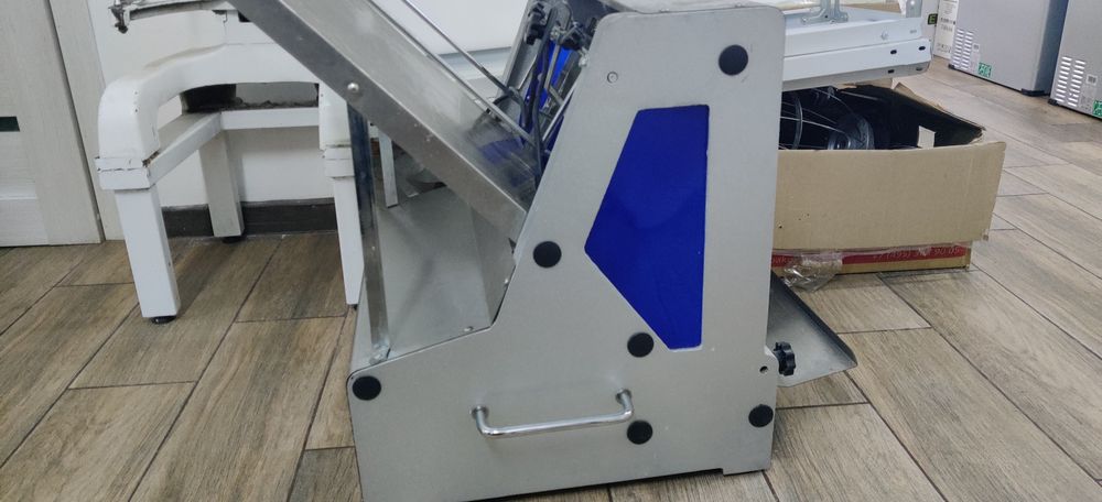 Хлеборезка Hurakan