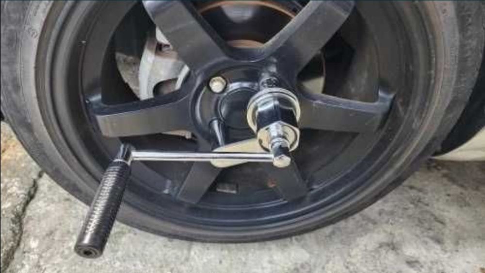 Гайковерт 1:16 за автомобил- 17,19,21 / Механичен маткап