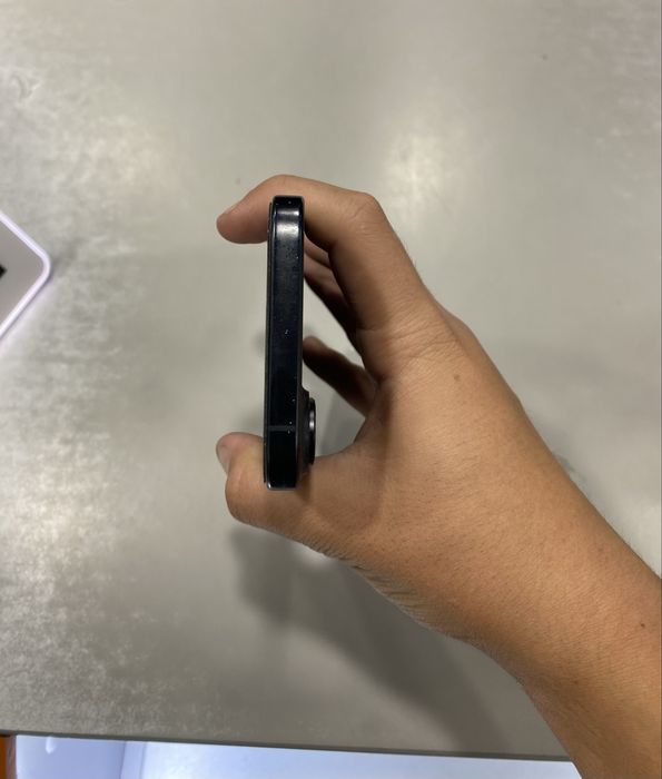 Iphone 16 Space Black