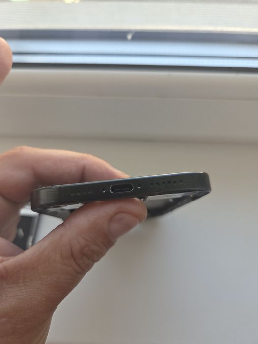Carcasa capac iphone 16 Pro Max