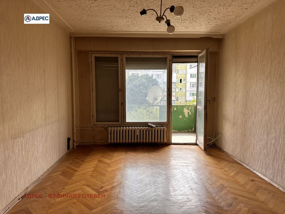 Продава се Двустаен апартамент в Плевен, Сторгозия - 57 кв.м за 1229 €/кв.м - Снимка #1