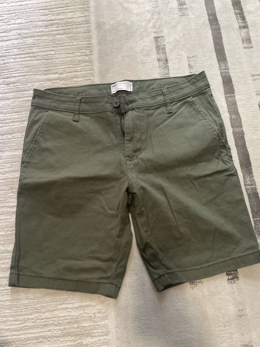 Дънкови къси гащи, тениски, дънки