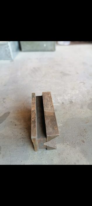 Молотки вшевные, призма, съёмник.