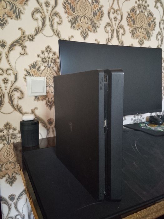Playstation 4 Slim 1 Tb