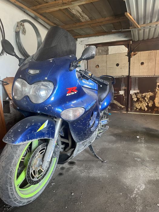 Suzuki gsx600 katana