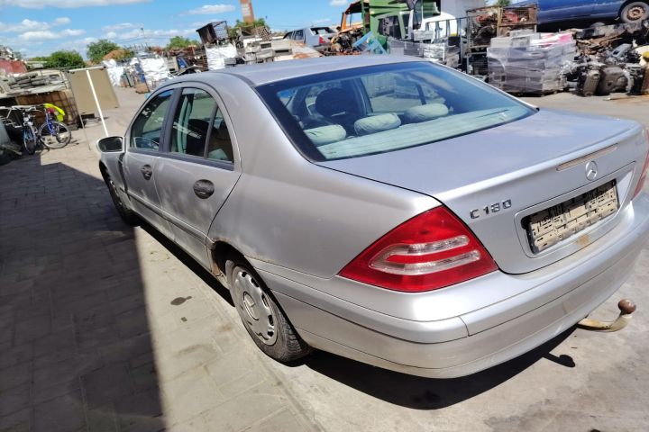 Piese Mercedes-Benz C-Class W203