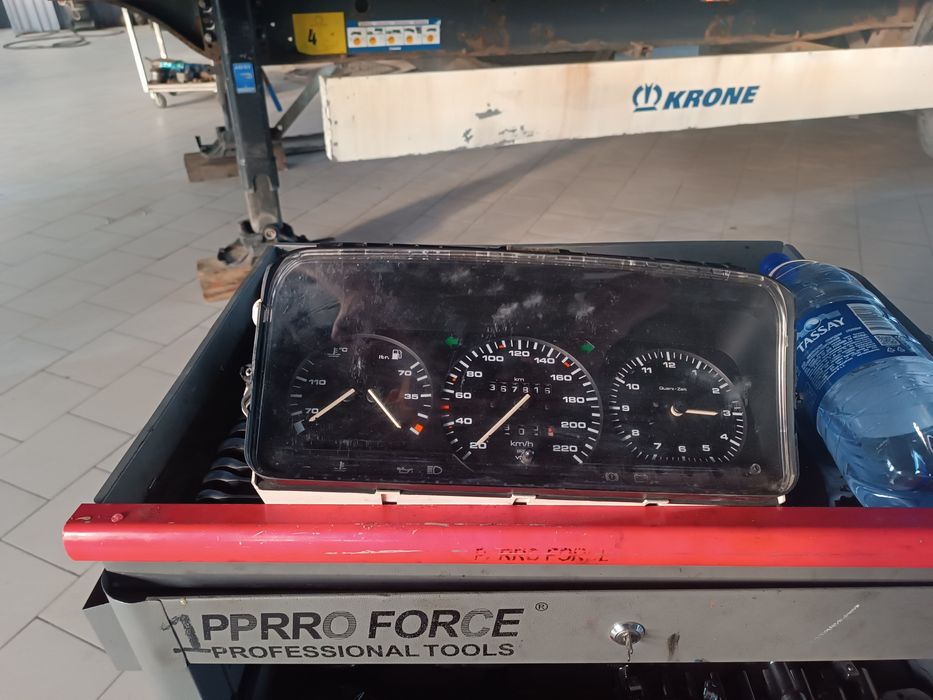 Приборка пассат б3