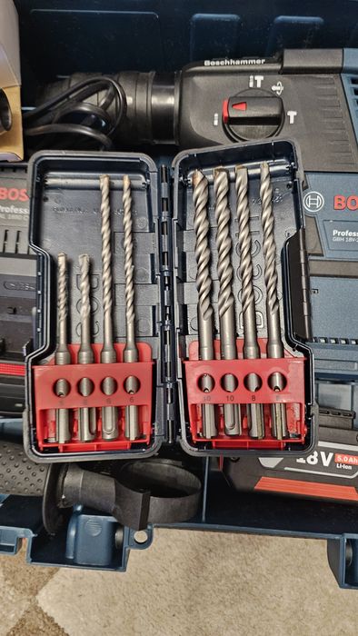 Ciocan Rotativ Bosch Professional GBH 18V-26 F – Nou, Set Complet