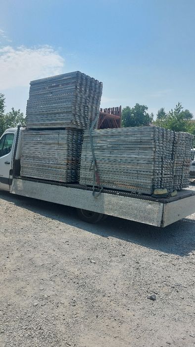 Schela Italia adusa recent,  picioare reglabile podine..