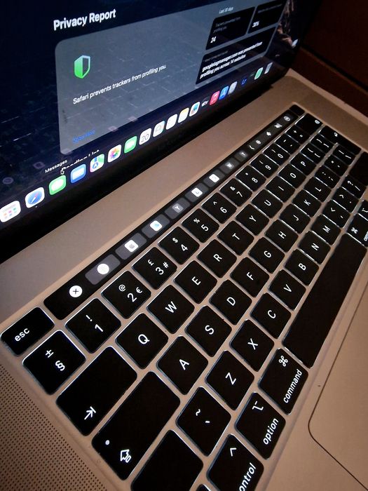 MacBook Pro 16 2019

16-инчов, 2019